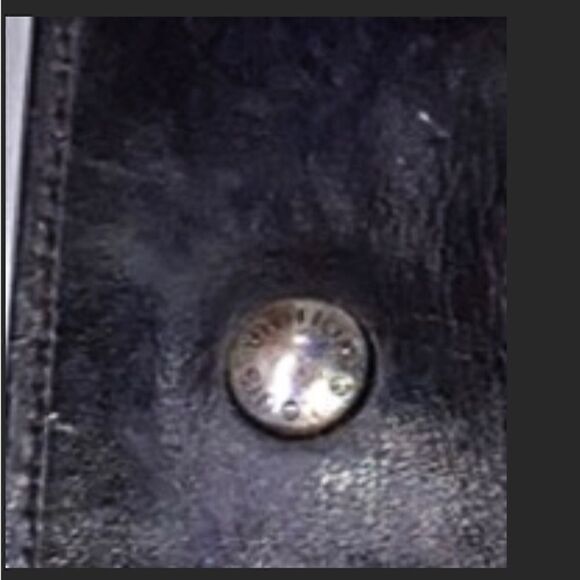 Authentic Louis Vuitton 6 Key Wallet - Picture 7 of 8